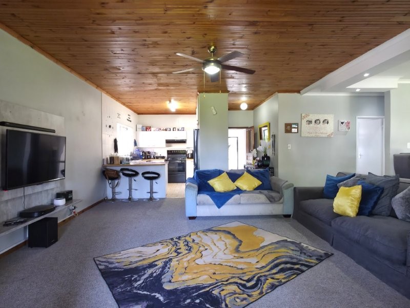 3 Bedroom Property for Sale in Wavecrest Eastern Cape